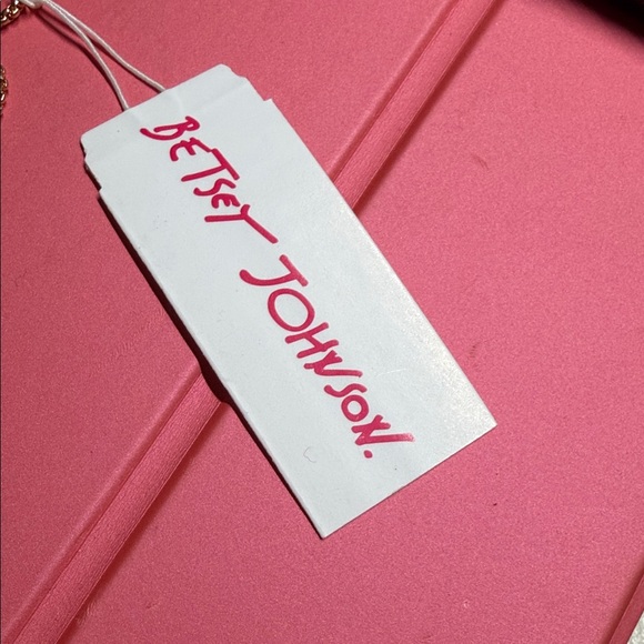 Betsey Johnson NWT Pink and Silver Cat Pendant Necklace - Picture 4 of 8